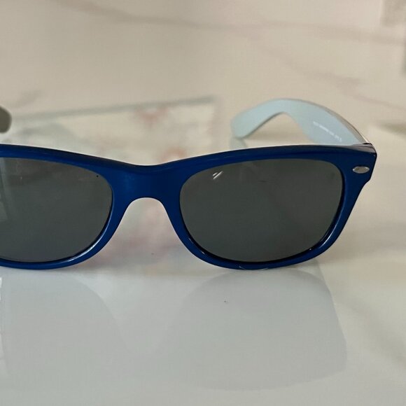 Ray-Ban New Wayfarer RETIRED - Picture 6 of 10